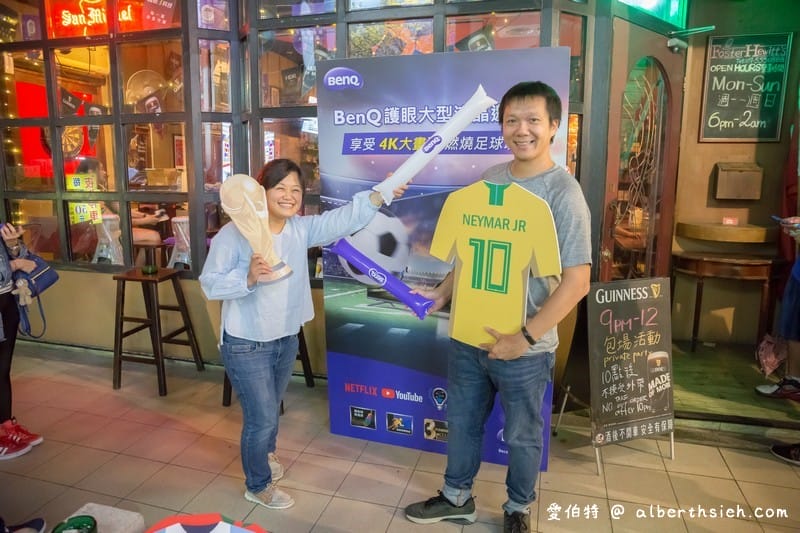 BenQ 65SW700 4K HDR電視（用65吋廣色域大電視觀看世足就是比較爽）