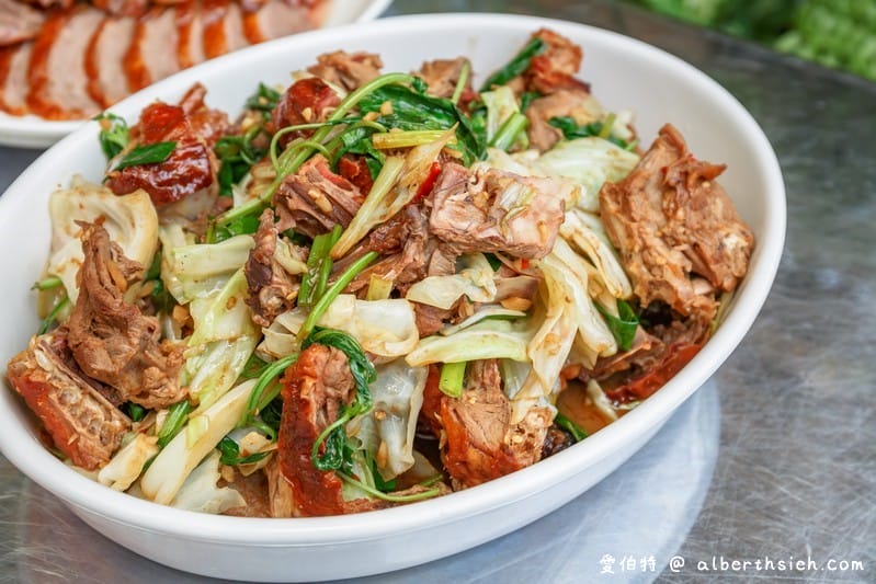 家香北平脆皮烤鴨．桃園龜山美食（皮脆鴨肉多汁不柴，熱炒夾餅都好吃）