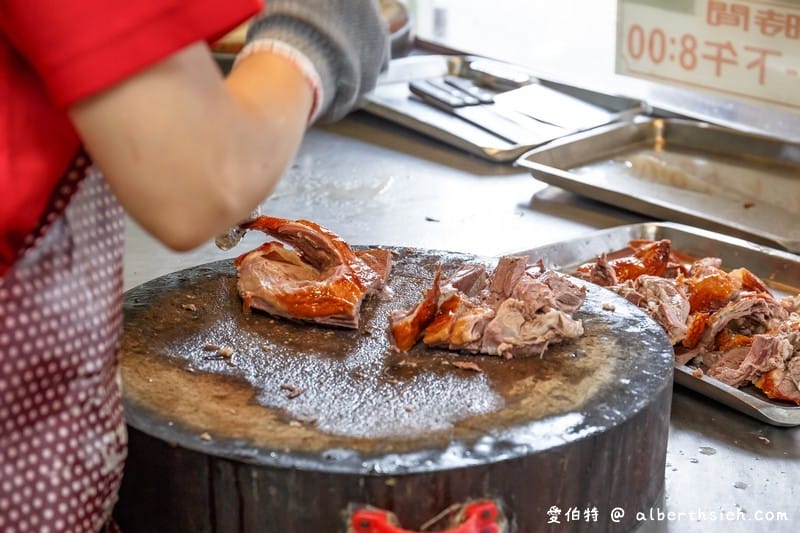 家香北平脆皮烤鴨．桃園龜山美食（皮脆鴨肉多汁不柴，熱炒夾餅都好吃）