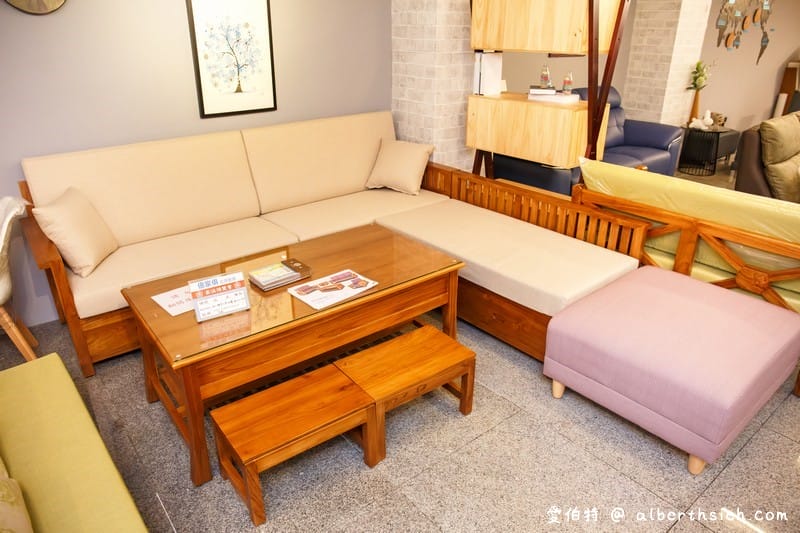 高雄家具推薦．億傢俱批發倉庫（沙發床墊種類多，還可以客製化價錢也公道）