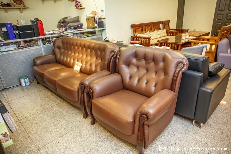 高雄家具推薦．億傢俱批發倉庫（沙發床墊種類多，還可以客製化價錢也公道）