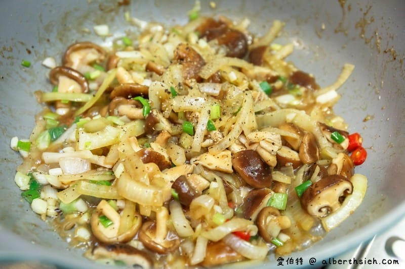 洋蔥炒香菇．Aries食譜