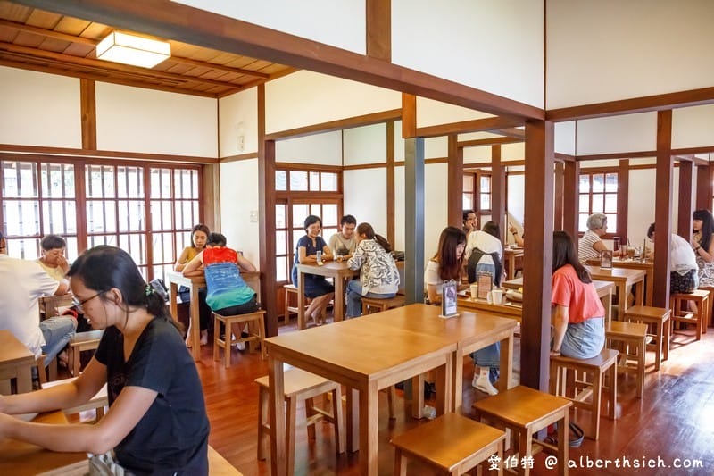 成真咖啡．桃園77藝文町美食（百年老屋搭配舒芙蕾以及冠軍咖啡超讚）