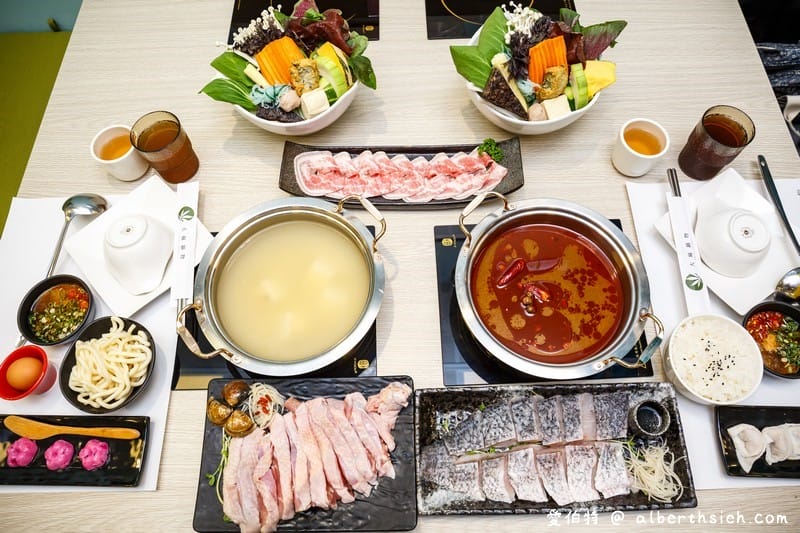 大麻鍋物．桃園藝文特區美食（冷冷的秋意就讓美味的味增土雞鍋溫暖你的胃）