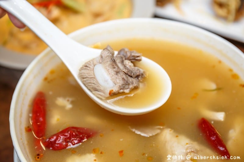 桃園統領美食．饗泰多泰式料理（五大菜系這裡通通有一桌吃遍泰國）