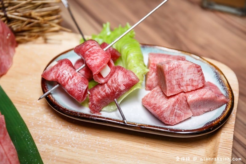 和東燒肉屋．桃園美食（牛舌七吃必點的美味炭火燒肉套餐）