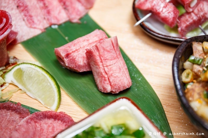 和東燒肉屋．桃園美食（牛舌七吃必點的美味炭火燒肉套餐）