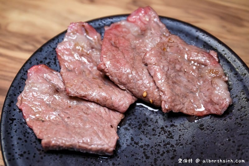和東燒肉屋．桃園美食（牛舌七吃必點的美味炭火燒肉套餐）