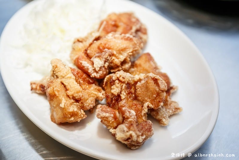 花月嵐拉麵．桃園統領美食（日本原汁原味的濃厚湯頭，添加高湯更加順口美味）