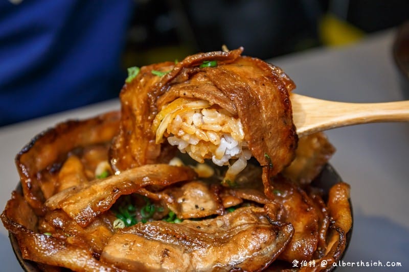 燒丼株式會社．桃園統領美食（肉食主義必訪，燒肉丼有醬香不過鹹超滿足）