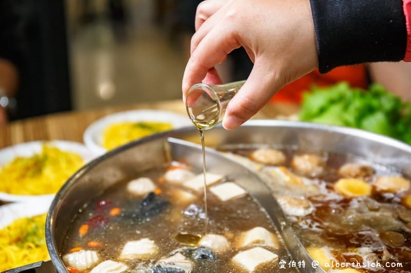 帝王食補．中壢冬天進補美食（薑母鴨/松露雞鴛鴦鍋讓你全家身體暖呼呼）