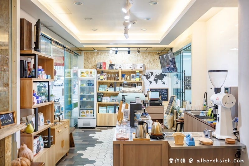 青鳥菲卡Cafe．桃園美食（咖啡好喝，但不適合內用外帶較佳）