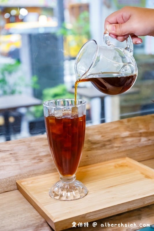 青鳥菲卡Cafe．桃園美食（咖啡好喝，但不適合內用外帶較佳）