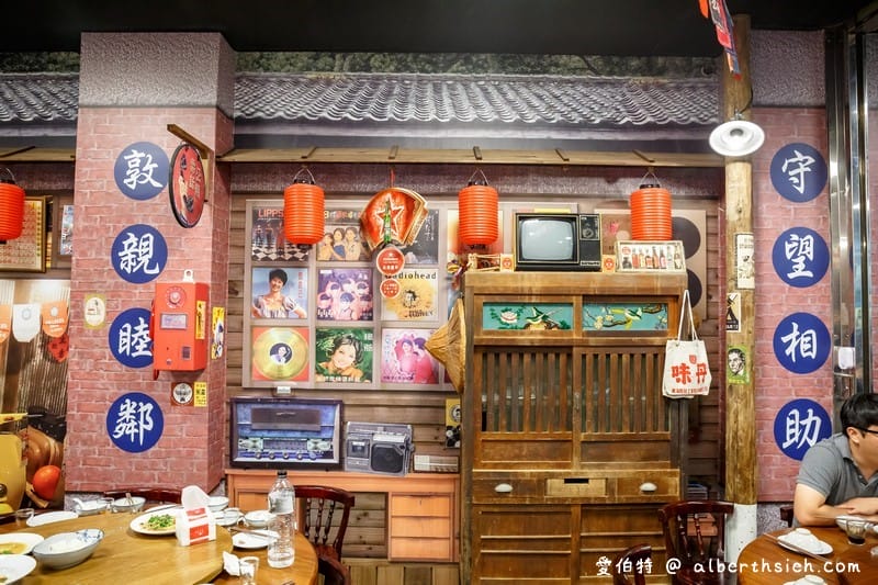 花蓮愛上這味懷舊餐廳（熱炒火鍋手路菜通通有，適合宵夜聚餐）