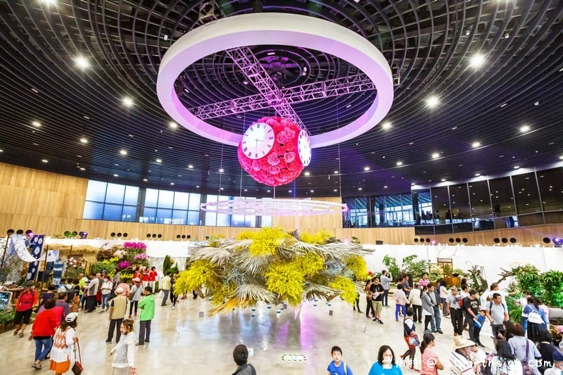 后里馬場．台中花博（花舞館看蘭花/故宮館看翠玉白菜/欣賞馬術表演）