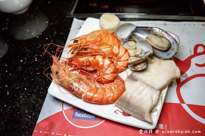 小蒙牛頂級麻辣鴛鴦鍋．中壢火鍋吃到飽（哈根達斯/啤酒/和牛/天使紅蝦/松阪豬任你吃）