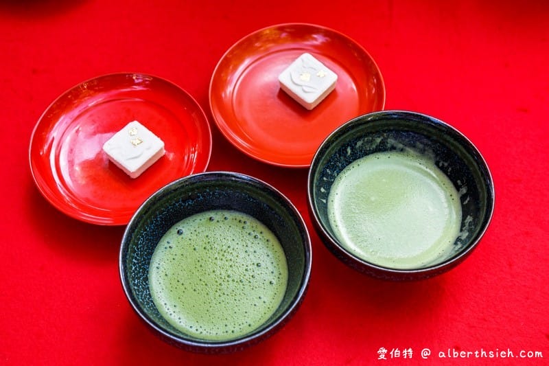 金閣寺．京都必訪景點（金碧輝煌的舍利殿搭配倒影超美/交通方式/票價）