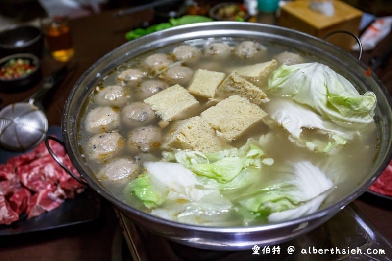 光復牛肉店．嘉義新港美食（老饕帶路的溫體牛肉火鍋，牛肉塊/牛舌/牛肝都好吃）