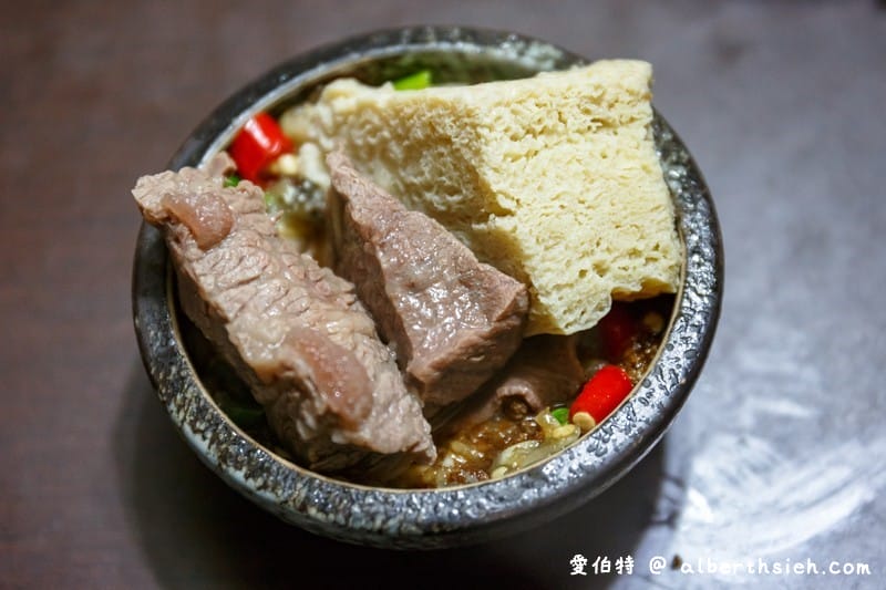 光復牛肉店．嘉義新港美食（老饕帶路的溫體牛肉火鍋，牛肉塊/牛舌/牛肝都好吃）