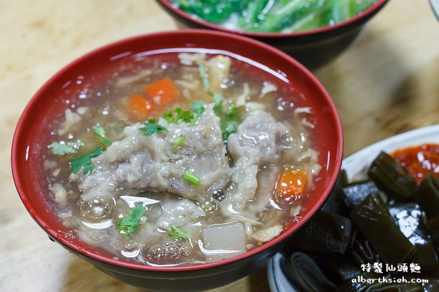 桃園市府推薦美食｜特製汕頭麵，自製麵條Q彈有嚼勁的好吃