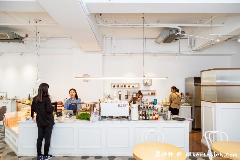 Daisy Cafe.桃園八德咖啡廳(美味法式甜點搭配精緻裝潢讓你有個質感下午茶) - 第6張圖 Daisy Cafe.桃園八德咖啡廳(美味法式甜點搭配精緻裝潢讓你有個質感下午茶)