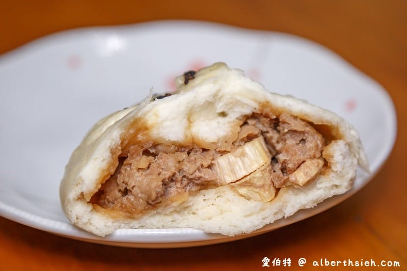 趙包子．新莊聯邦市場美食（純手工健康便宜好吃的古早味饅頭包子）
