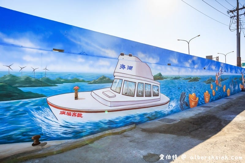 海福宮金雞母．西濱蘆竹景點（可愛的土地公彩繪牆還可以擲杯拿金雞母）