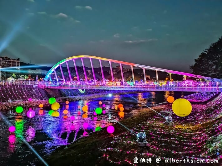 2019桃園燈會魔法童話城（阿拉丁神燈/胡桃鉗/綠野仙蹤/愛麗絲夢遊仙境造型花燈位於南崁溪沿線）