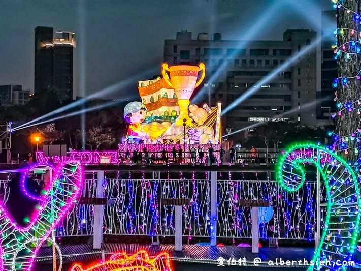 2019桃園燈會魔法童話城（阿拉丁神燈/胡桃鉗/綠野仙蹤/愛麗絲夢遊仙境造型花燈位於南崁溪沿線）