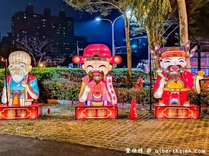 2019桃園燈會魔法童話城（阿拉丁神燈/胡桃鉗/綠野仙蹤/愛麗絲夢遊仙境造型花燈位於南崁溪沿線）