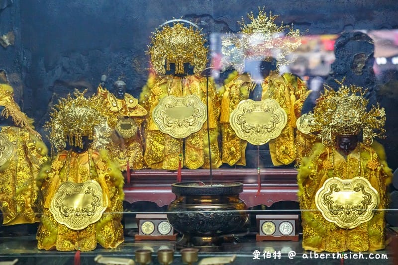 竹山紫南宮.南投財神廟(發財金借金還金步驟/七星級廁所/3D彩繪樓梯) - 第9張圖 竹山紫南宮.南投財神廟(發財金借金還金步驟/七星級廁所/3D彩繪樓梯)