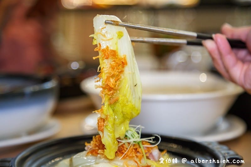 開飯川食堂．中友百貨美食（酥香麻辣的翻滾吧！肥腸，等你來品嚐！）
