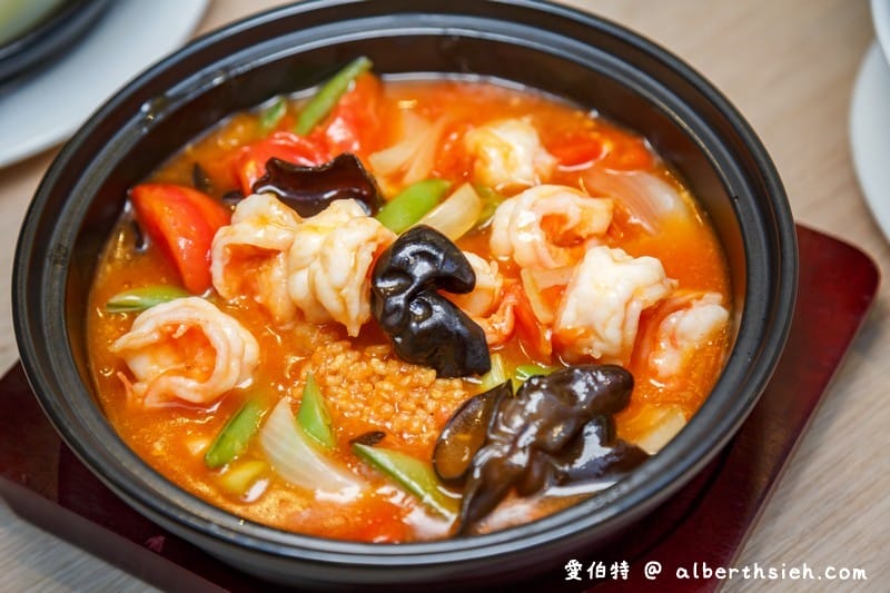 開飯川食堂．中友百貨美食（酥香麻辣的翻滾吧！肥腸，等你來品嚐！）