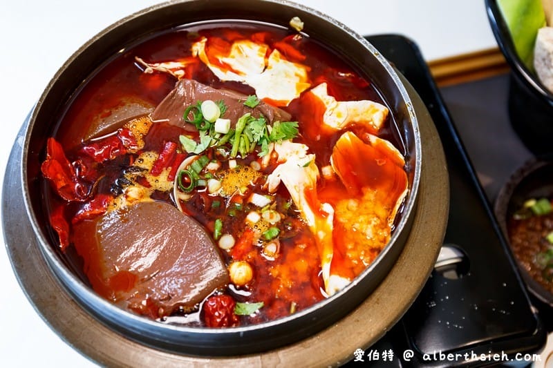 異人館．台中豐原美食（寬敞的用餐空間，簡餐選項多，火鍋湯頭佳）