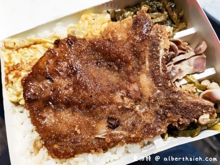龜山阿嬤的無名便當（銘傳學生口中充滿人情味的送湯送水便當店）