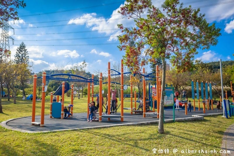 大溪河濱公園．桃園親子景點（腹地廣大的綠地公園以及共融式遊具兒童遊樂場）