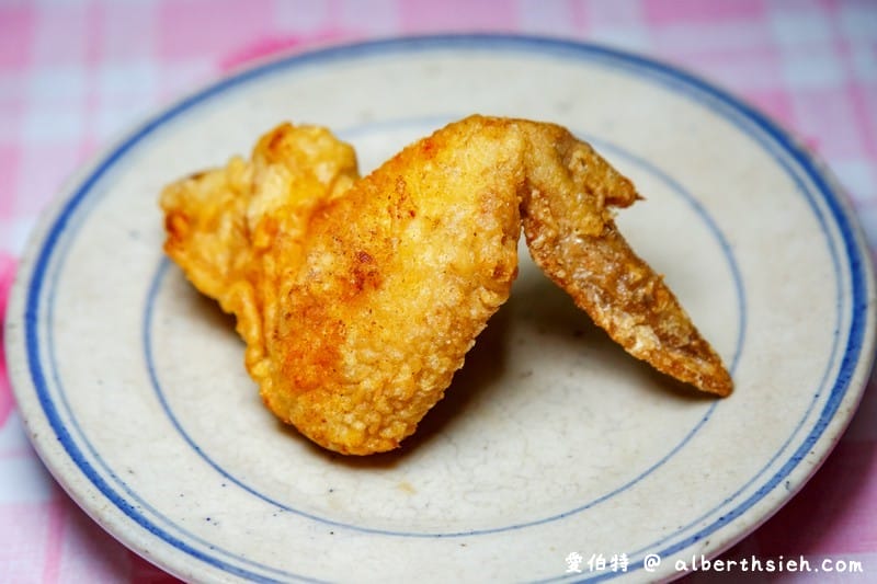 八德湯翅．桃園更寮腳美食（薄脆外皮，口感軟嫩，鮮嫩多汁）