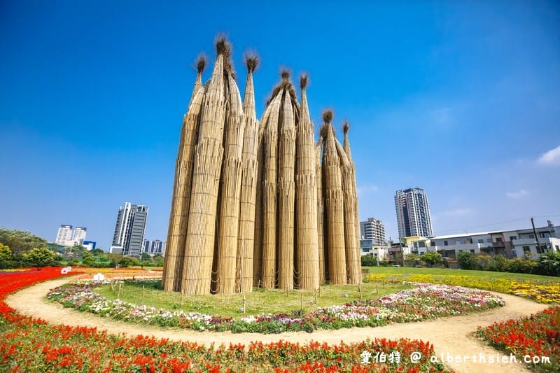青埔公十三公園．桃園中壢景點（渴望、湧泉大型藝術品搭配花海超美）