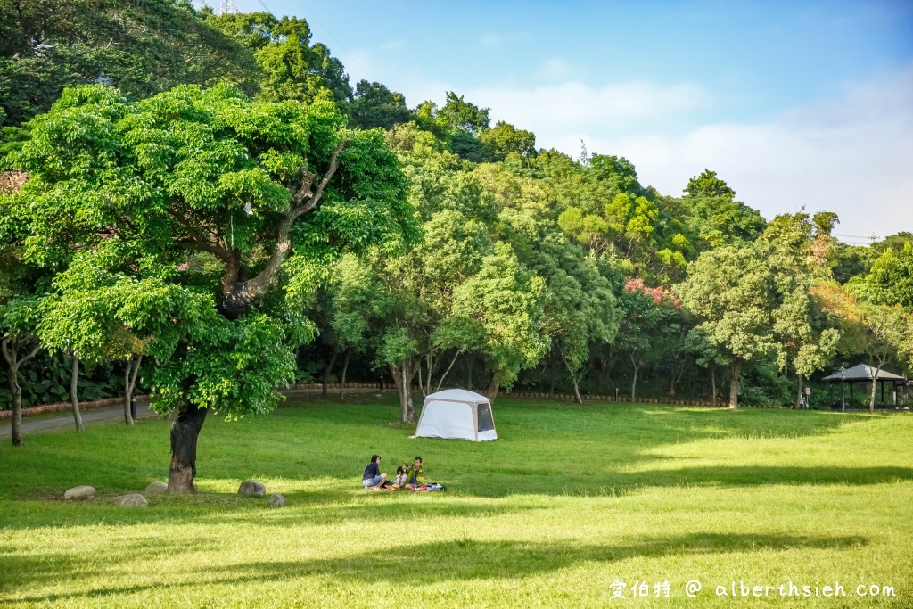 大溪河濱公園．桃園親子景點（兒童遊戲場/大草皮野餐/落羽松/自行車道） @愛伯特