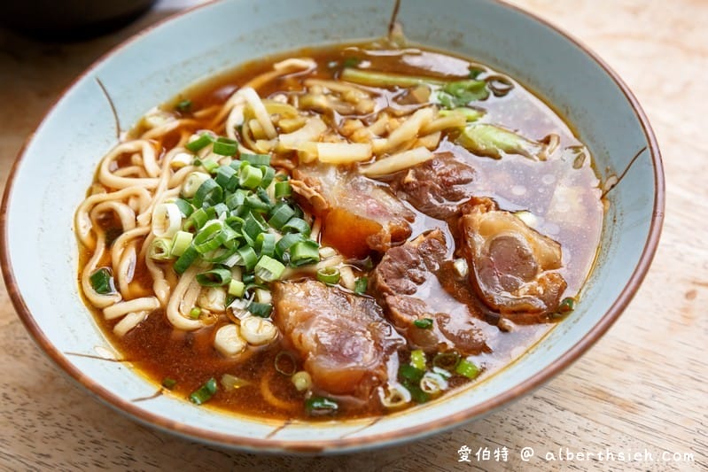 大竹楊記牛肉麵（軟嫩美味的牛肉以及滷味，來到桃園蘆竹一定要不錯過！）