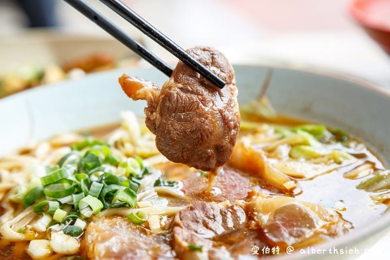 大竹楊記牛肉麵（軟嫩美味的牛肉以及滷味，來到桃園蘆竹一定要不錯過！）