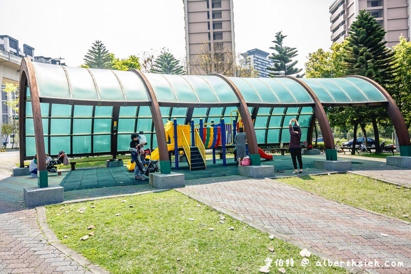 中壢青塘園生態公園（斜張橋送子鳥環湖步道大草皮適合親子野餐，桃園捷運景點）