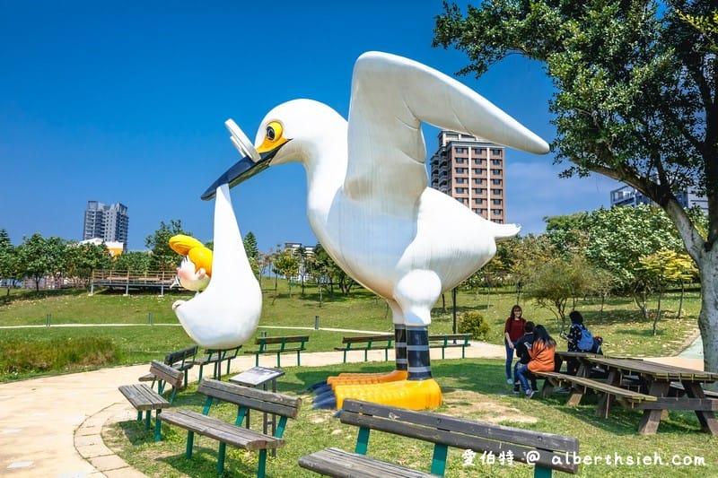 中壢青塘園生態公園（斜張橋送子鳥環湖步道大草皮適合親子野餐，桃園捷運景點）