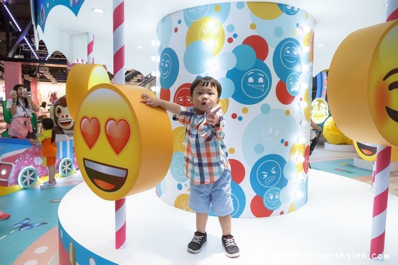 emoji夏日遊樂園（台茂免費親子樂園6/14~7/14，20歲生日慶還有滿千送百活動）