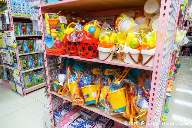 桃園亞細亞Toys批發家族（正版玩具下殺1.5折起超便宜小孩大人買到失心瘋）
