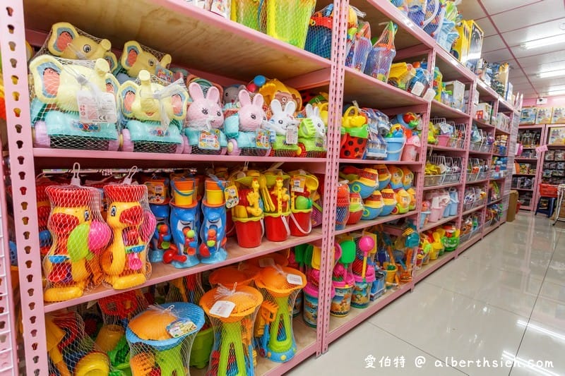 桃園亞細亞Toys批發家族（正版玩具下殺1.5折起超便宜小孩大人買到失心瘋）