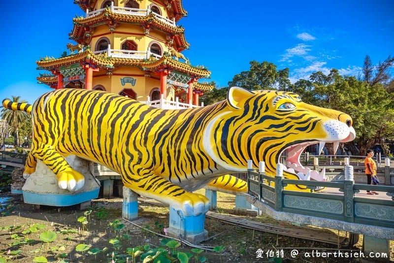 高雄蓮池潭風景區（壯觀的龍虎塔充滿東方神秘色彩，連CNN都讚嘆）