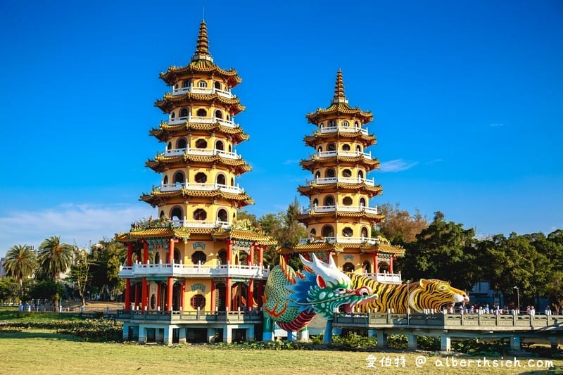 高雄蓮池潭風景區（壯觀的龍虎塔充滿東方神秘色彩，連CNN都讚嘆）