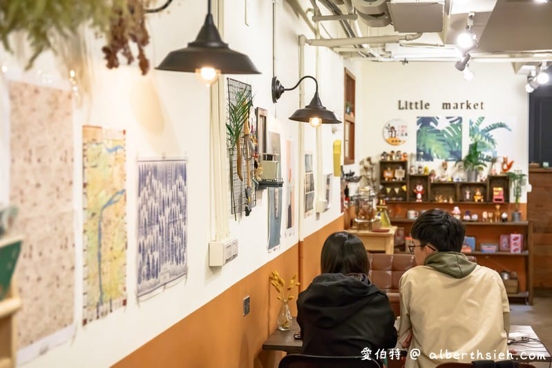 風雨咖啡．桃園美食咖啡廳（藏身在桃園火車站巷弄的咖啡甜點店，蛋糕美麗又不甜膩的好吃）