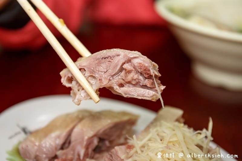 蘆竹南崁許記好吃鵝肉（騎樓攤位變成店面的深夜美食小吃）